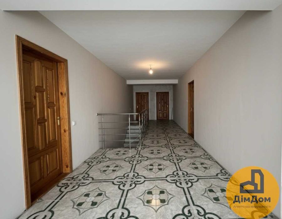 Продаж великого заміського будинку 410 м2, Село Яблунівка