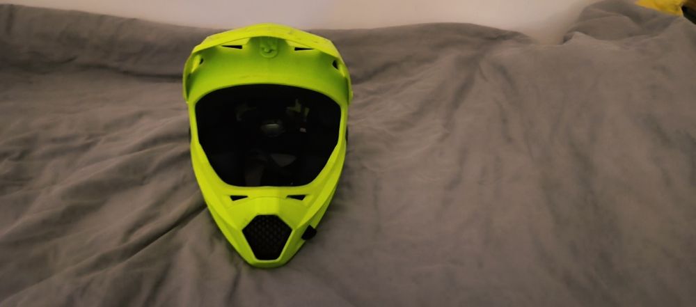 Full face z autografem Dawida Godzka