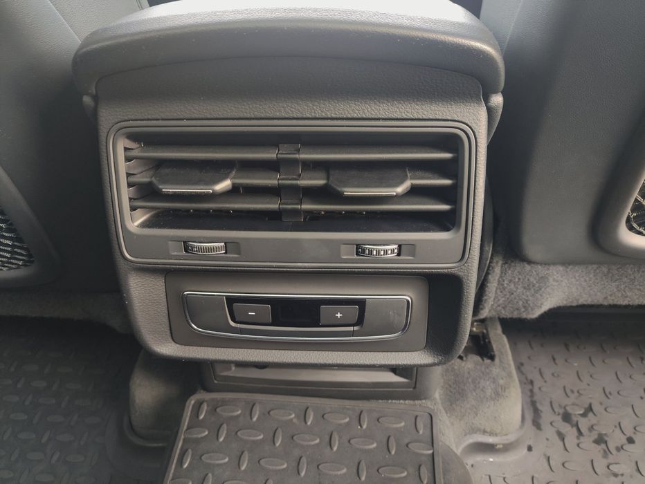 Продам власне авто Audi Q7