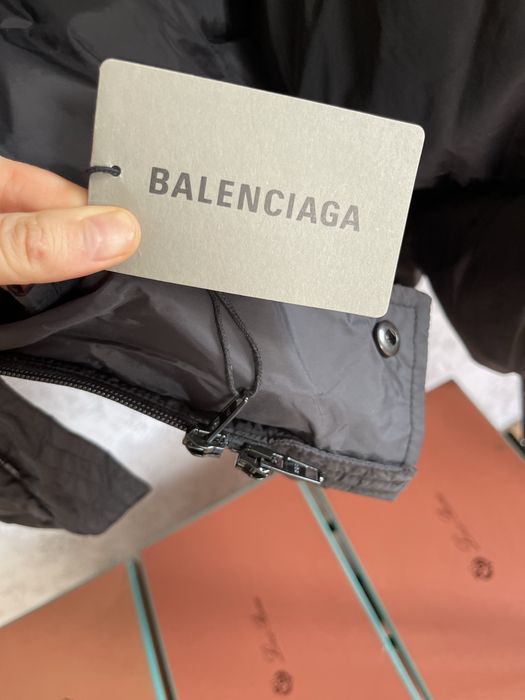 Куртка Balenciaga розмір Л
