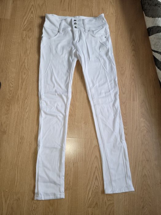Spodnie białe*stan bardzo dobry*