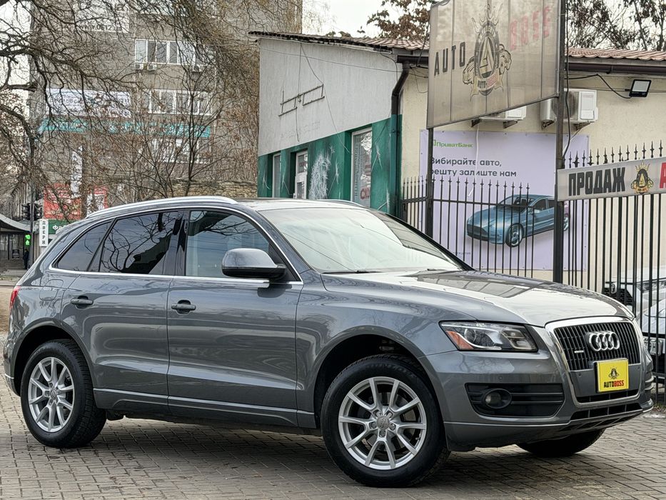 Audi Q5 2011 року | 2.0 бензин | Premium Plus | Quattro