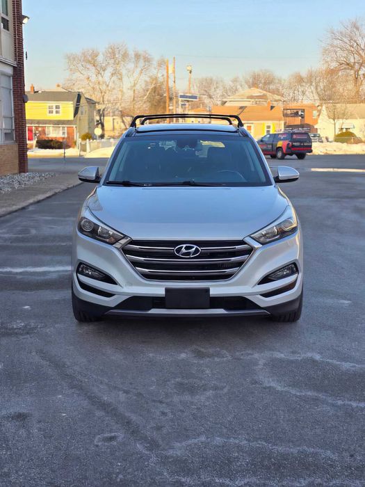 Hyundai Tucson Limited      2016