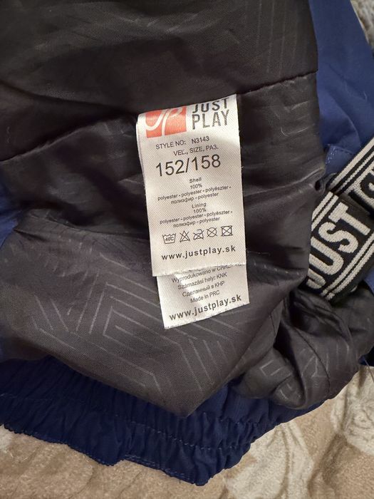 Продам полукамбинизон  JUST PLAY  для лыжь и сноуборда