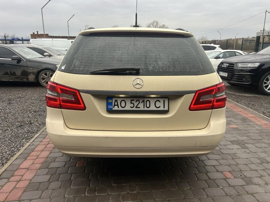 Продам мерседес Е220