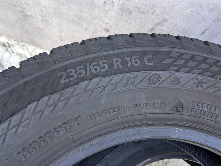 Резина зима 85% протектор Continental 235/65 R16C Vanco 4 Season