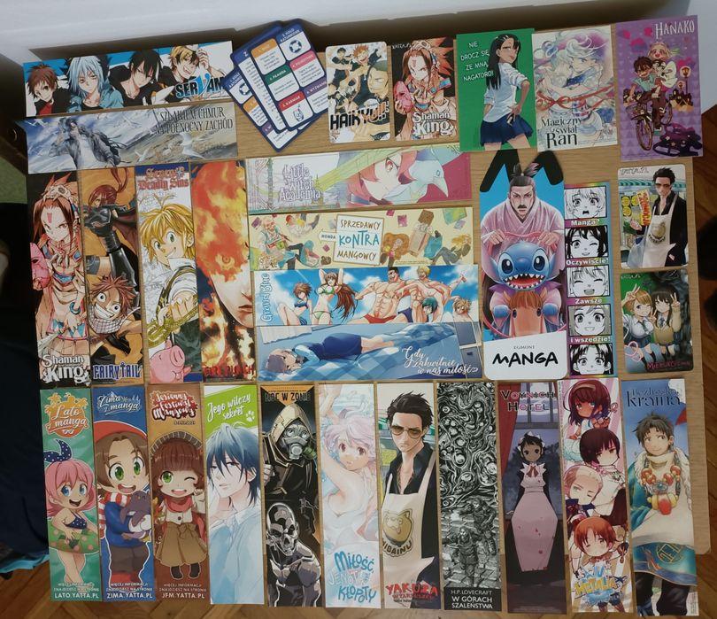 Dodatki z prenumerat mangowych i zakładki