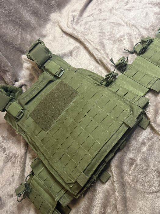 Kamizelka Taktyczna Plate Carrier z ladownicami, quick release, molle