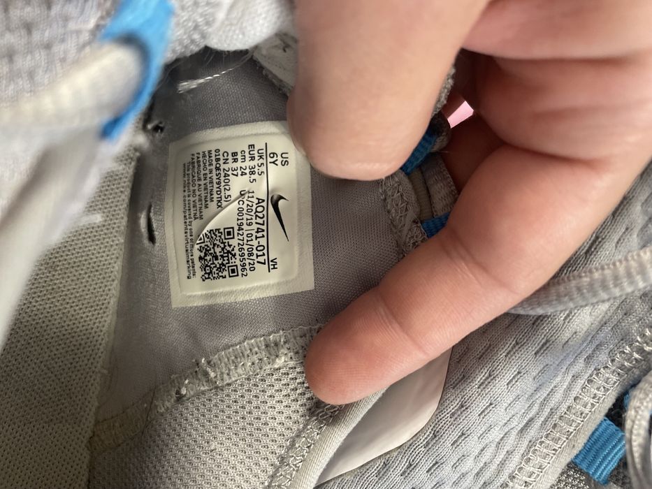Кросівки жіночі Nike