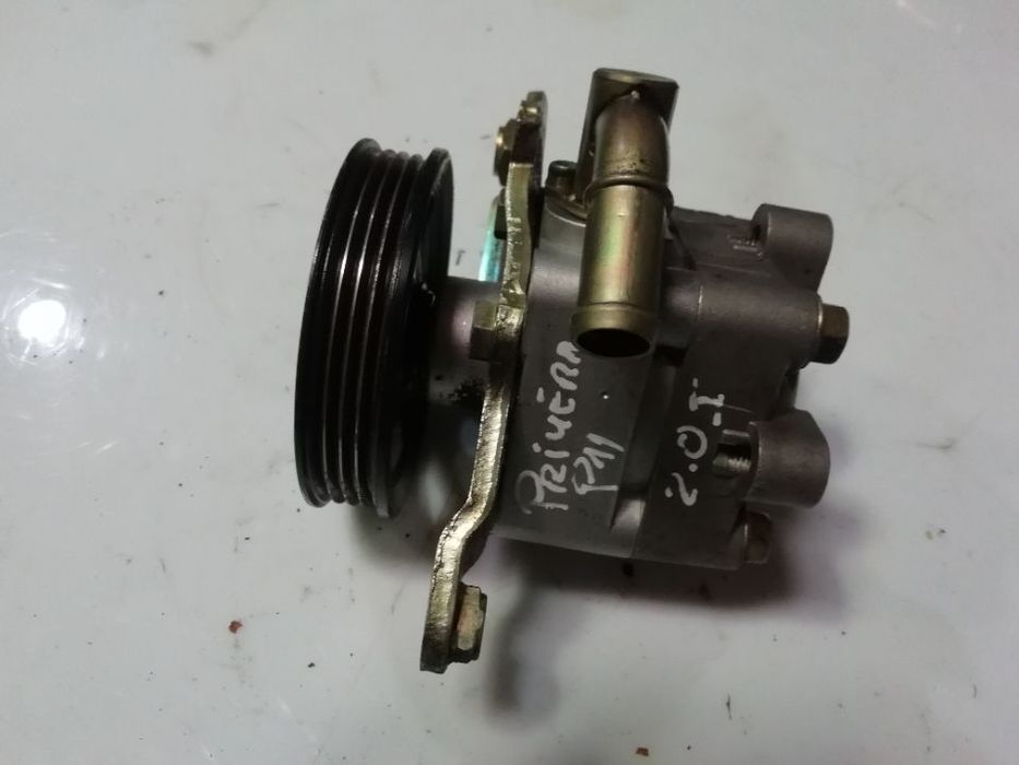 Bomba direcao assistida - Nissan Primera P11 2.0i ( 2000 )