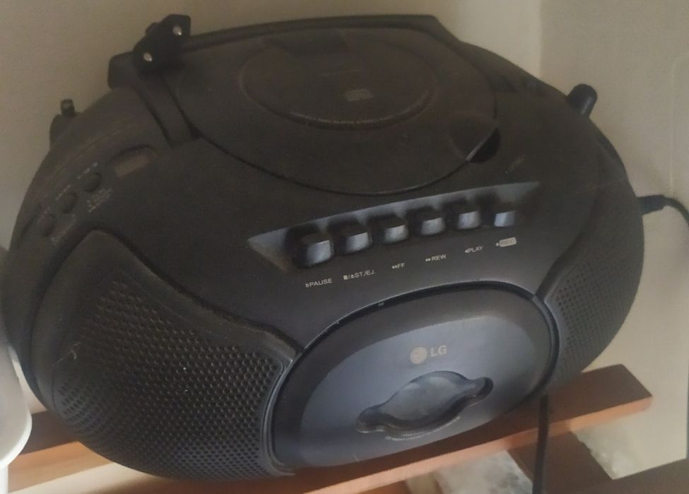 Магнитофон LG CD-321AX