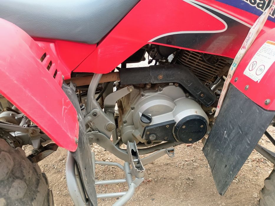 Moto4 Kawasaki kef 300 lakota