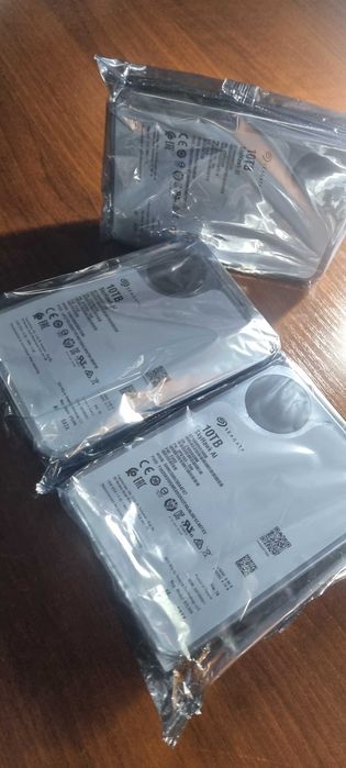 Seagate Skyhawk 10TB (st10000ve0008)