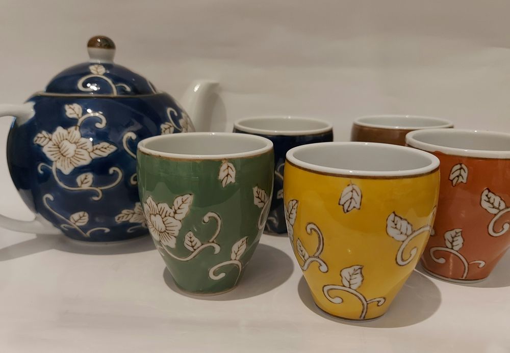 Exotic Mini Tea Set64550902993537126