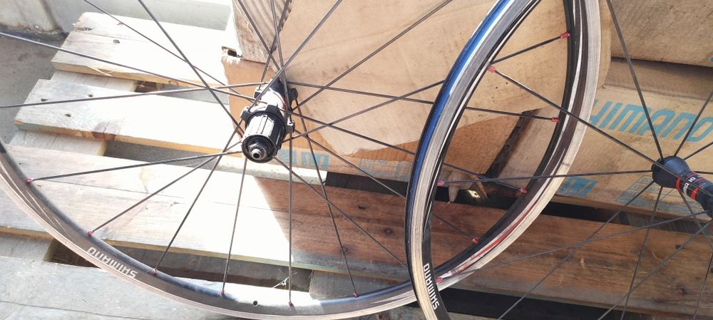 Par de rodas Shimano