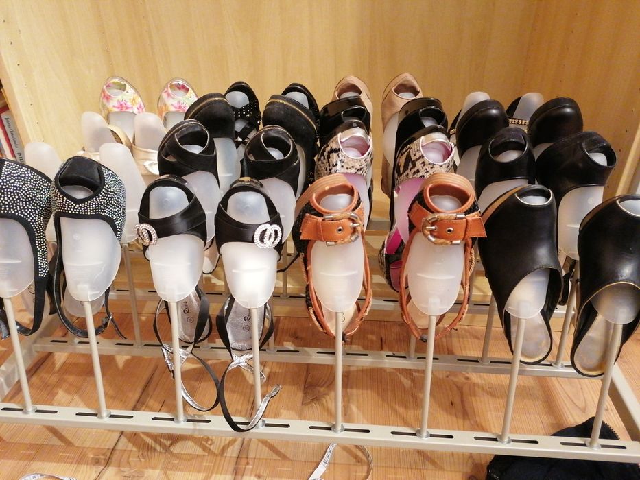 szpilki na platformie