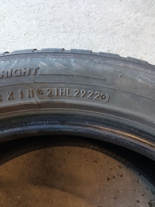 Komplet opon 225/50R18 99W  Toyo Celsius AS2