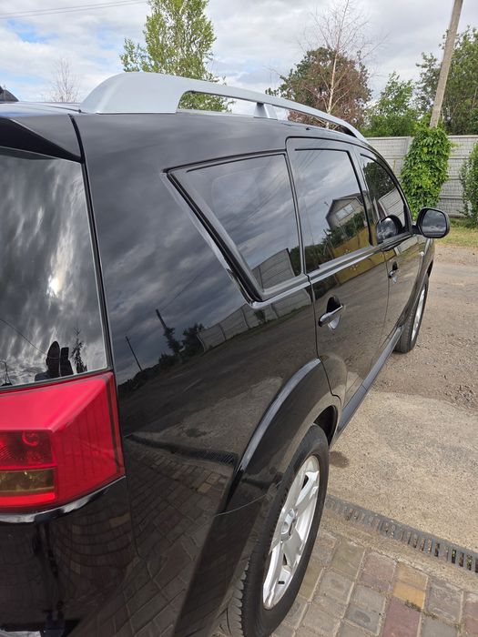 Продаж авто Пежо 4007