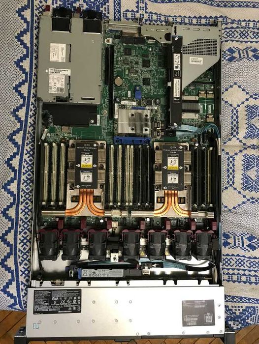 HP Сервер 1U HPE Proliant DL360 Gen10 G10 8xSFF FCLGA3647 Оренда