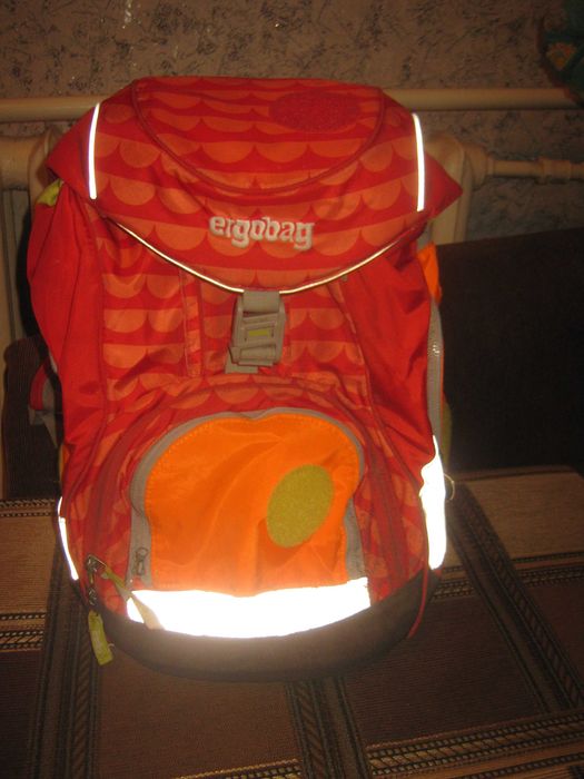 Рюкзак с жёсткой спинкой