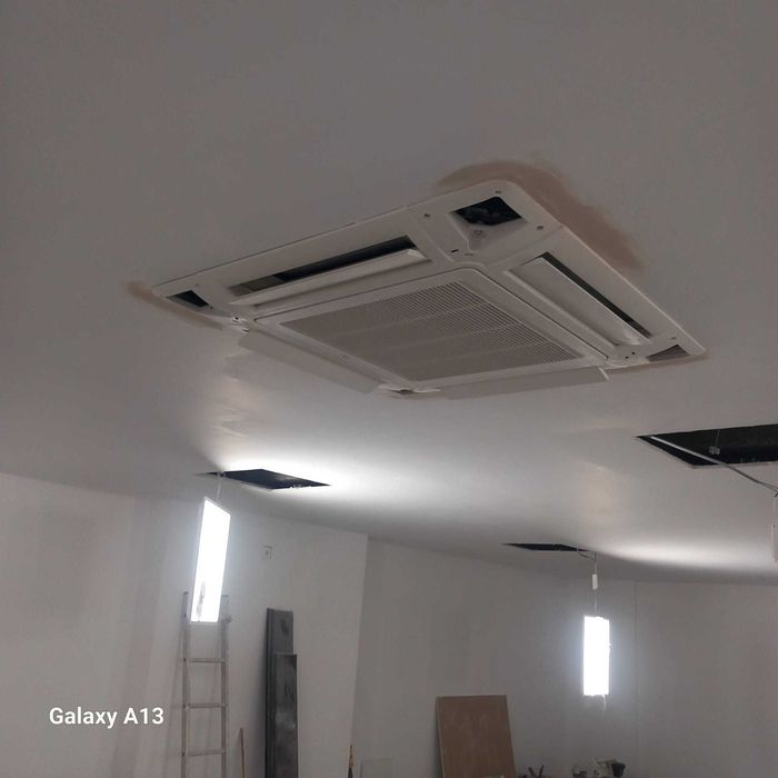 Instalação e Reparação de Ar Condicionado, Bombas de Calor e VMC