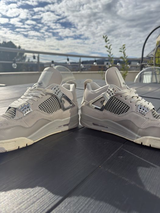 Jordan 4 - Frozen Moments