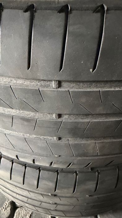 Продам Шини R21 Б/У