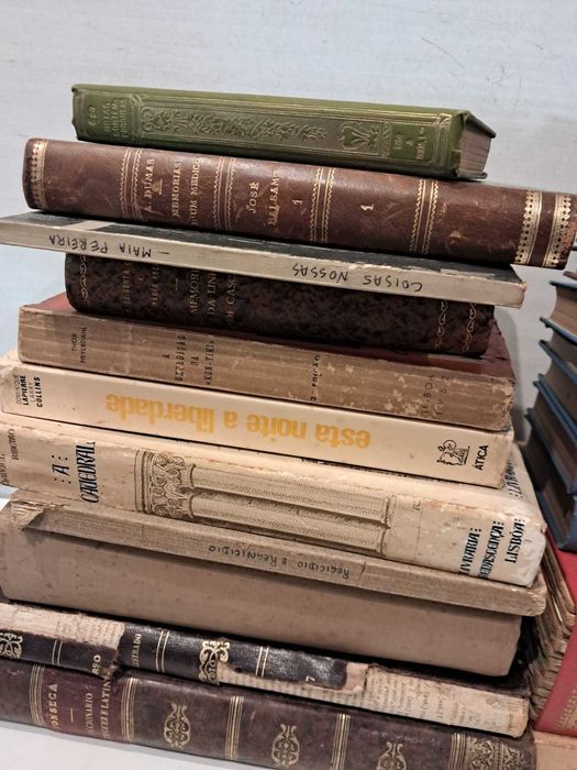 Livros Antigos Português e Francês