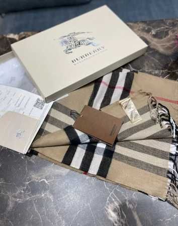 Шарф Барберри классическая клетка Burberry в подарочной упаковке