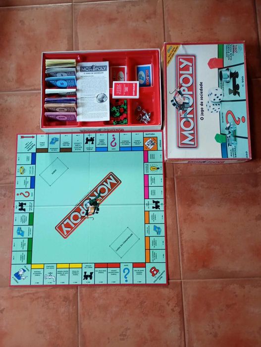 Jogo de Tabuleiro Monopoly