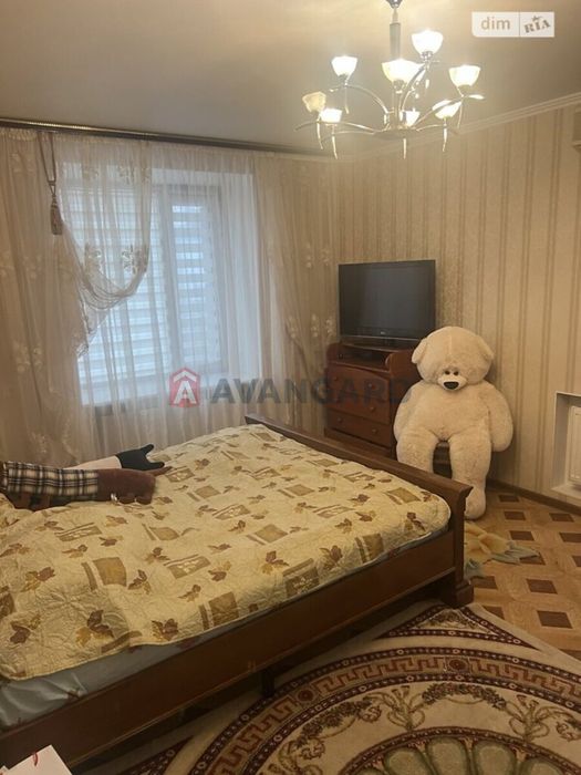 Продам 4 кім квартиру бульвар Центральний 23