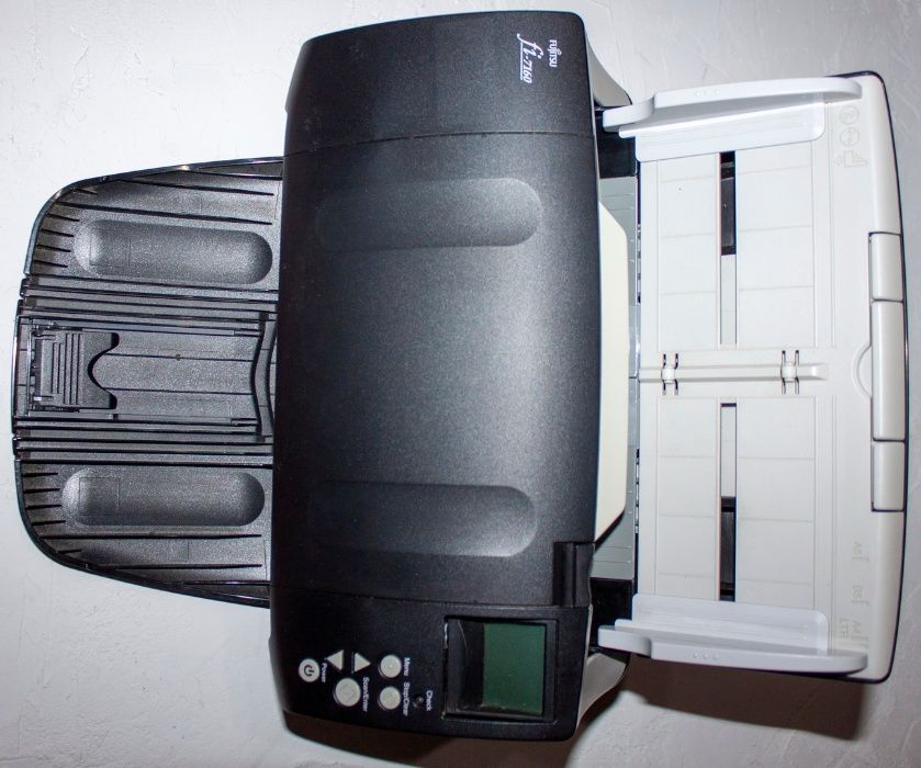 Сканер Fujitsu fi-7160