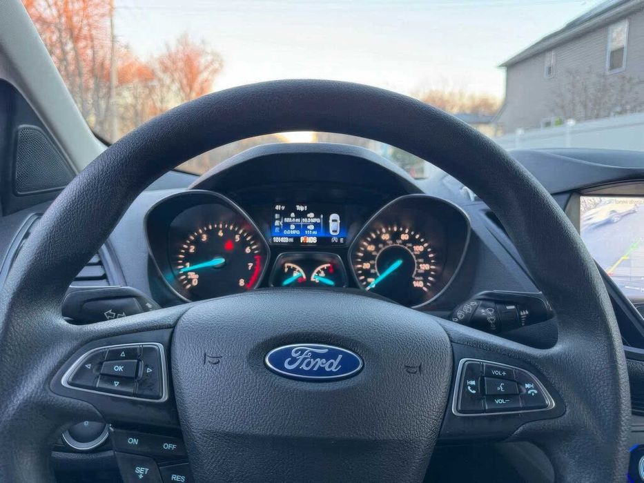 Ford Escape Titanium      2017