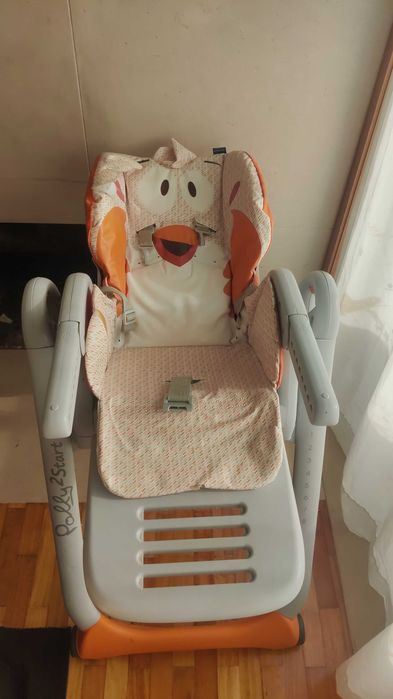 Cadeira de refeição para bebé