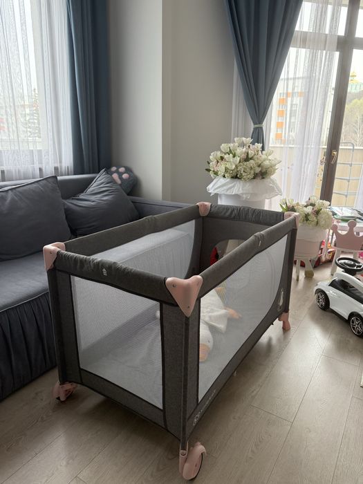 Манеж-кровать Kinderkraft Joy 2 темно-серый , есть отделно матрас