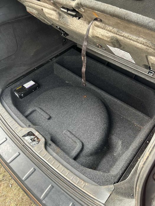 Podłoga bagażnika wykładzina schowek Volvo XC60 I