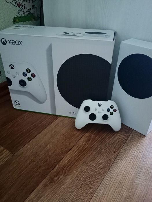 Ігрова приставка X box series s