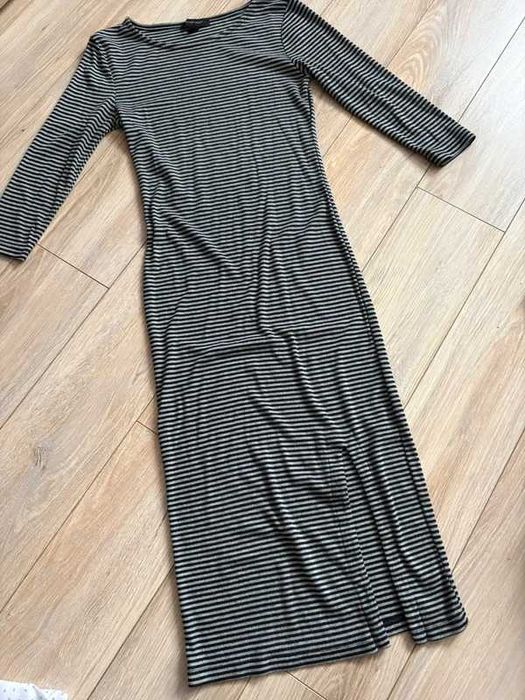 Sukienka midi z rozporkiem Atmosphere