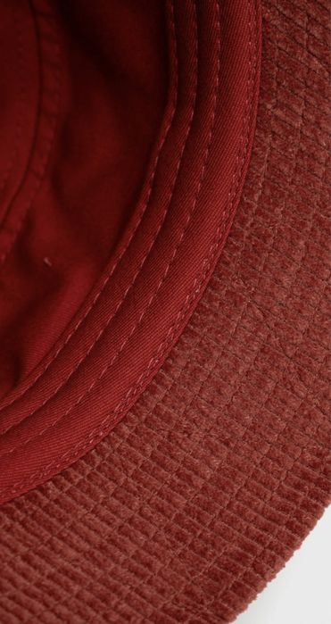 Кепка deus ex machina