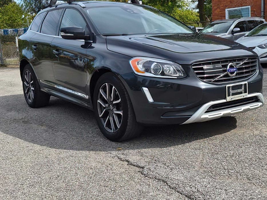 Volvo XC60      2015