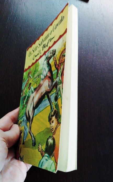 3 Livros juvenis 3€ unidade.