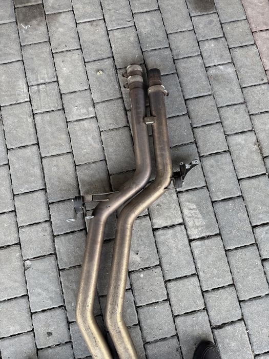 Audi rs7 tlumiki przeloty APR