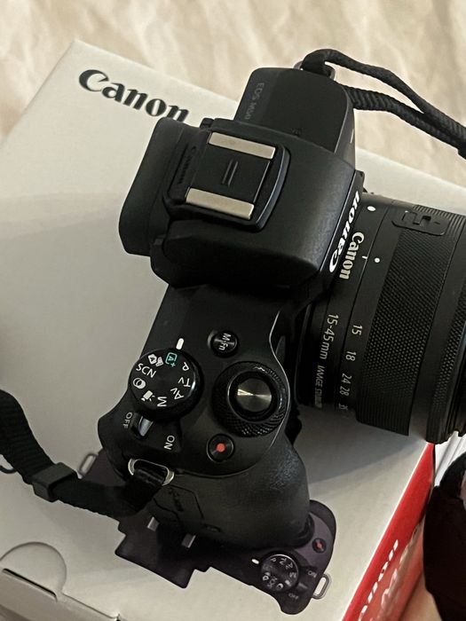 Фотоаппарат Canon EOS M50