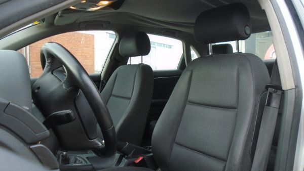 Para Peças Audi A4 (8E2, B6)