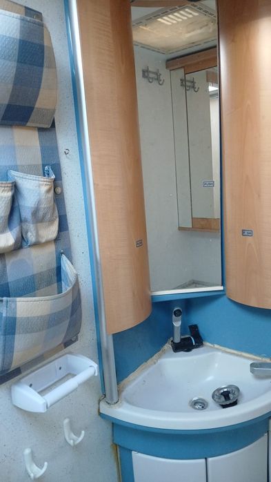 Caravana  brunster ventana avantgarde