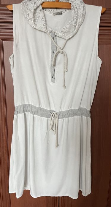 Летнее платье с капюшоном