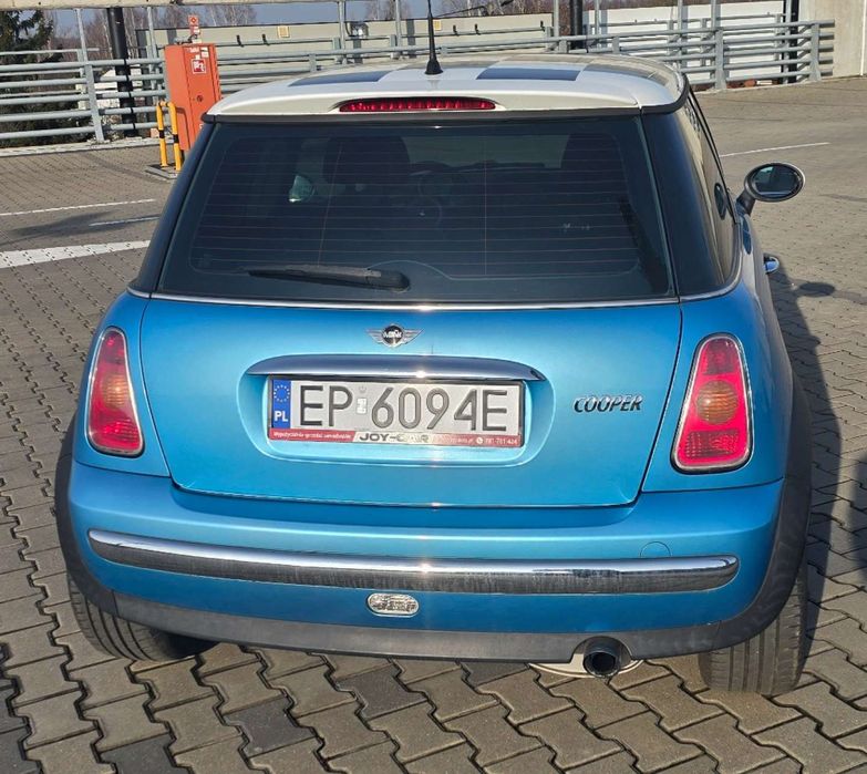 Mini Cooper 1,6 super stan