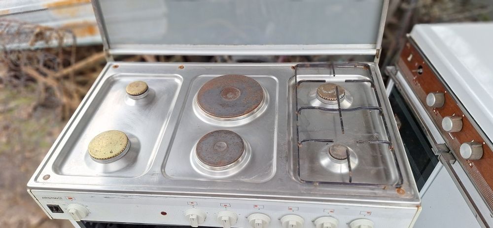 Fogão a gás e eletrico