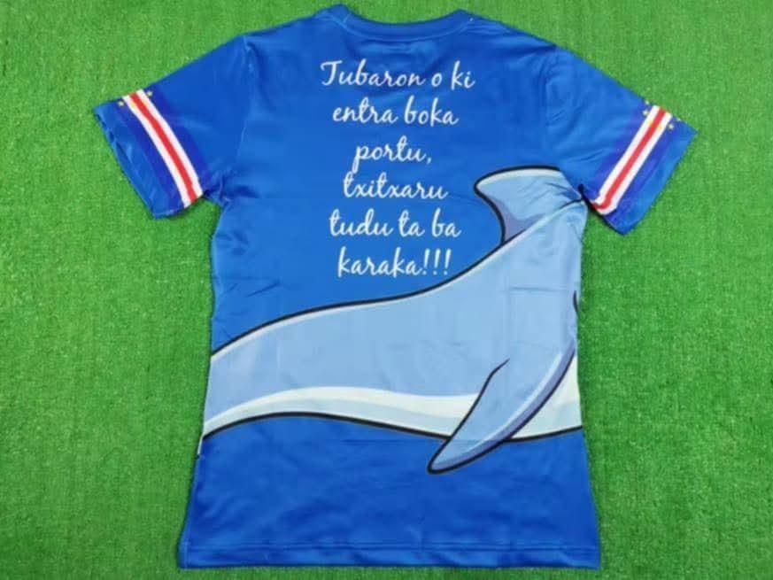 Camisola de cabo verde tubaroes azul