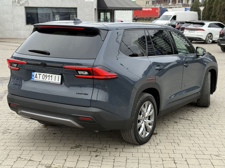 Авто Toyota Grand Highlander Hybrid Limited 2.5 гібрид 2024 рік